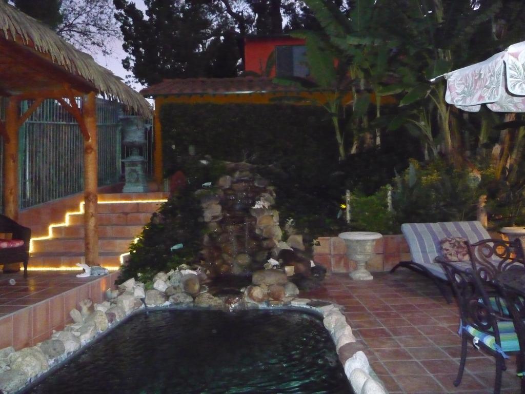 Woodland Hills Calabasas Guesthouses Los Angeles Eksteriør billede